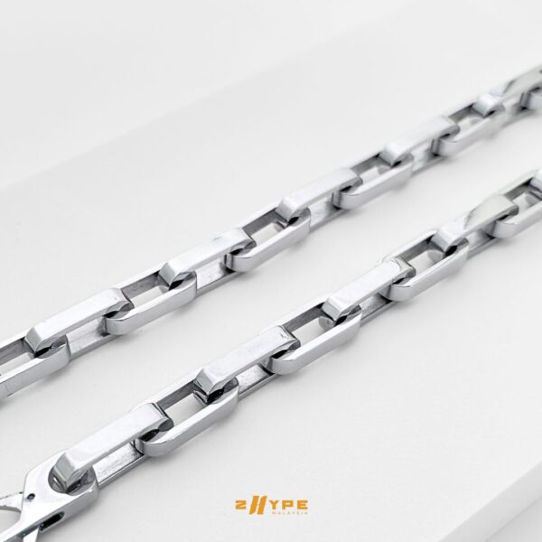 Stainless Steel Silver Chain 10mm - Image 3