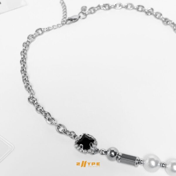 Onyx Pearl Necklace - Image 4