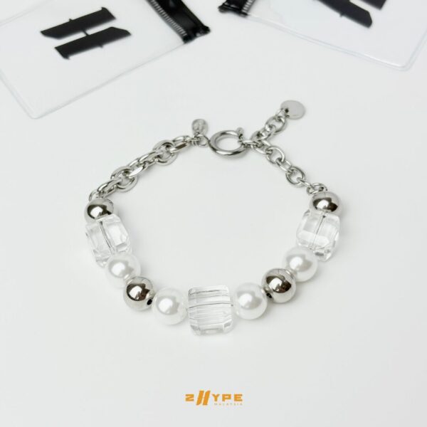 Hexahedron Pearl Bracelet