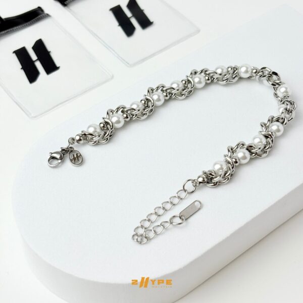 Helix Pearl Bracelet - Image 3